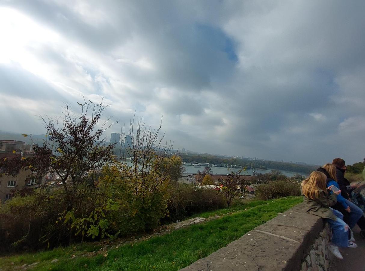 Apartment Daca Stan Belgrad Exterior foto